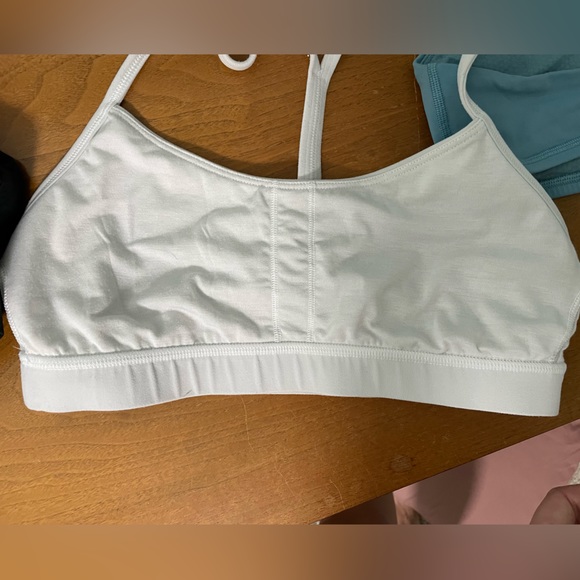 Lululemon sports bra - Picture 4 of 5